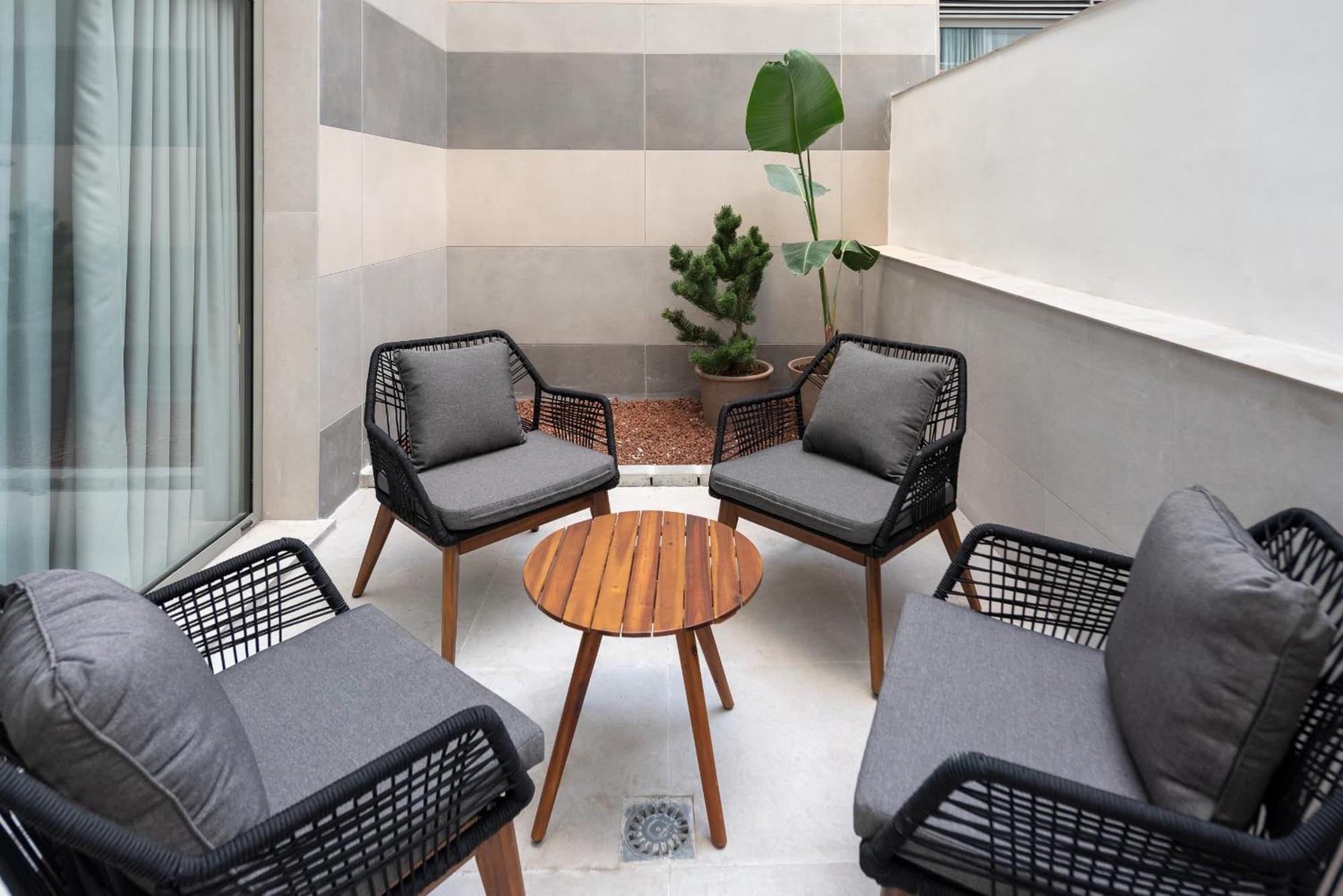 Dorm4You Arena Terraza 04 Valencia Exterior foto