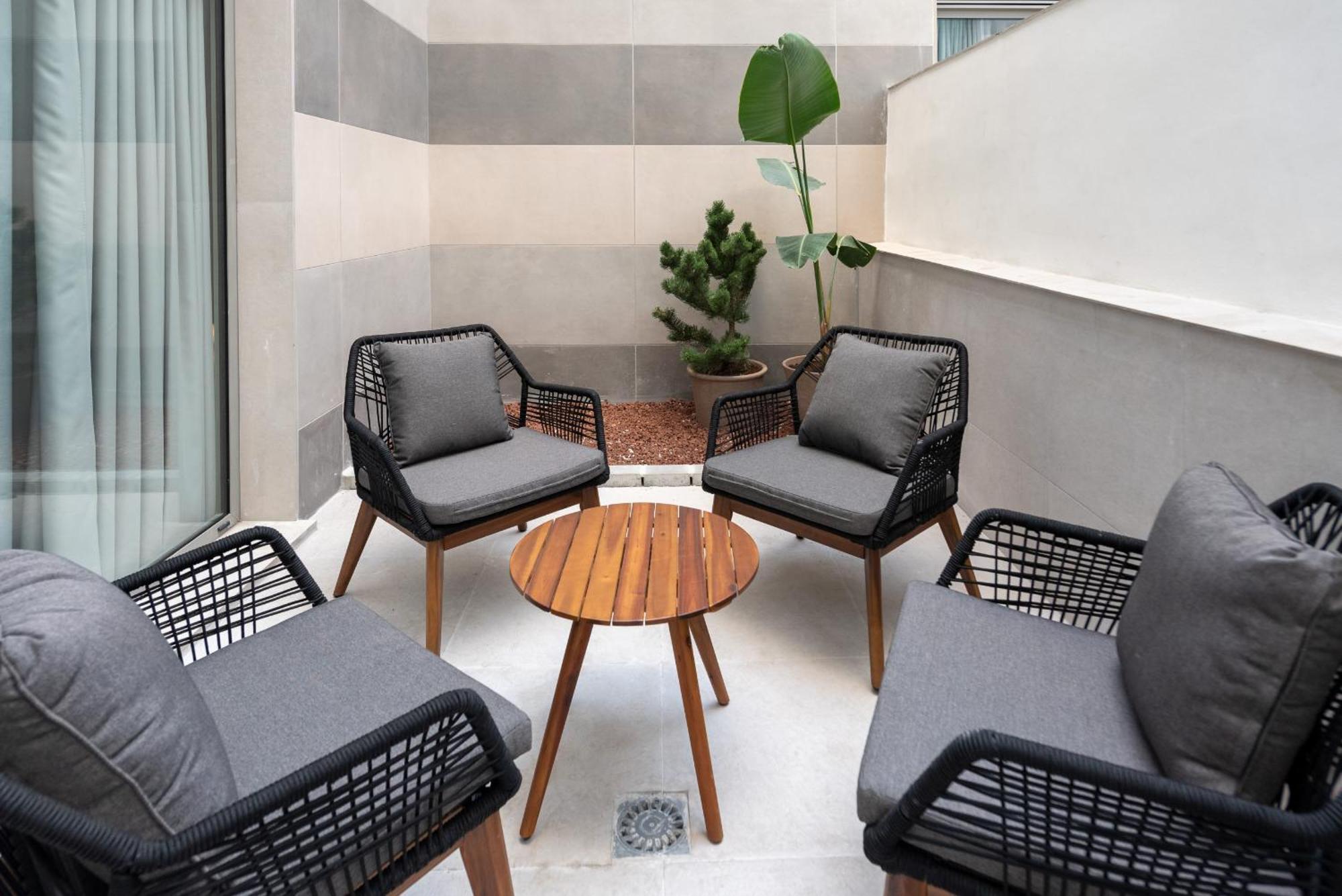 Dorm4You Arena Terraza 04 Valencia Exterior foto